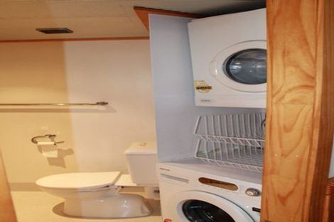 Photo of property in 227/6 Left Bank, Te Aro, Wellington, 6011