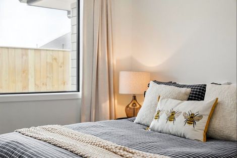 Photo of property in 21a Weraroa Road, Levin, 5510