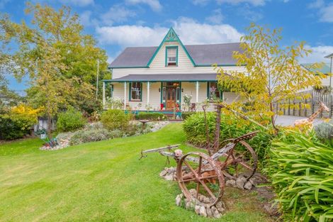 Photo of property in 3 Saint Marys Road, Waipukurau, 4200