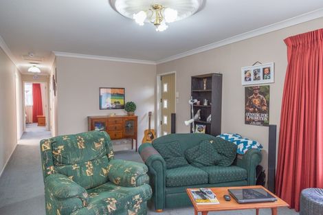 Photo of property in 2 Poihaere Street, Turangi, 3334