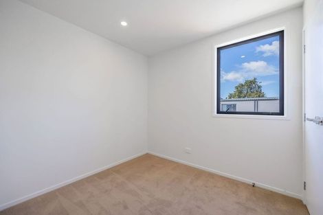 Photo of property in 21 Clay Works Lane, New Lynn, 0600