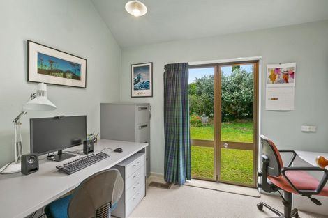 Photo of property in 184c Seaview Road, Westown, New Plymouth, 4310