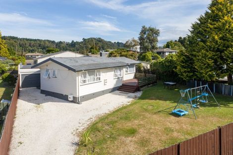 Photo of property in 35 Mckee Avenue, Fenton Park, Rotorua, 3010