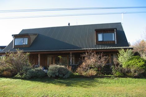 Photo of property in 71 Matai Road, Wanaka, 9305