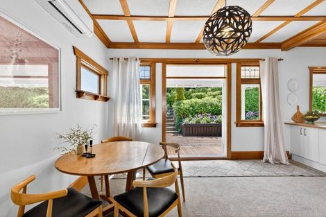 Photo of property in 12 Guys Hill Road, Hospital Hill, Napier, 4110