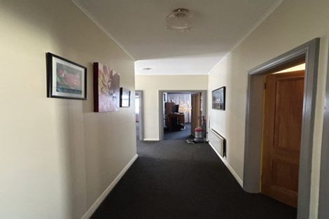 Photo of property in 7 Palm Avenue, Lyall Bay, Wellington, 6022