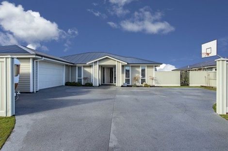 Photo of property in 33 Tripoli Street, Rangiora, 7400