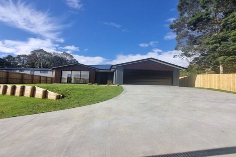 Photo of property in 7 Monterey Rise, Te Kamo, 0112