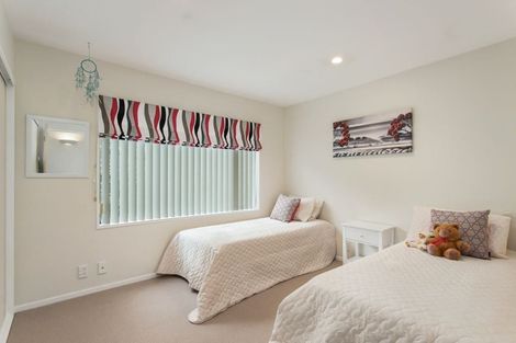 Photo of property in 37 Riverton Terrace, Halswell, Christchurch, 8025