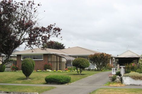 Photo of property in 32 Toorak Avenue, Avonhead, Christchurch, 8042