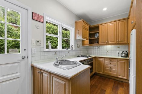 Photo of property in 31 Rangoon Street, Khandallah, Wellington, 6035