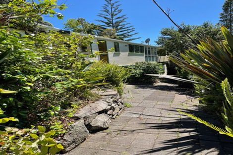 Photo of property in 38 Daffodil Street, Titirangi, Auckland, 0604