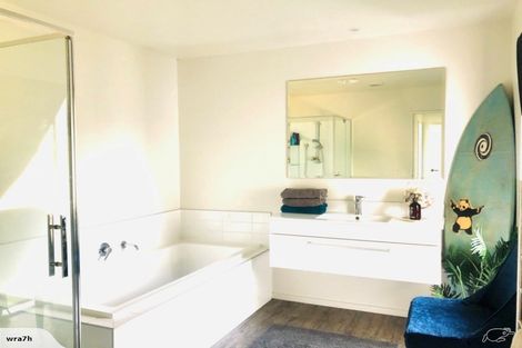 Photo of property in 246 Keyes Road, New Brighton, Christchurch, 8083