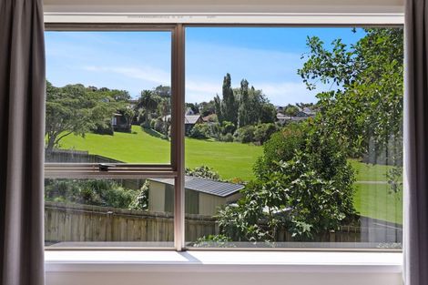 Photo of property in 2/30 Curacao Place, Half Moon Bay, Auckland, 2012