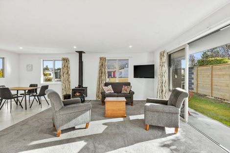 Photo of property in 13 Bell Street, Lake Hawea, 9382