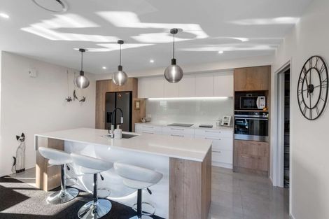 Photo of property in 21 Goldie Drive, Rangiora, 7400