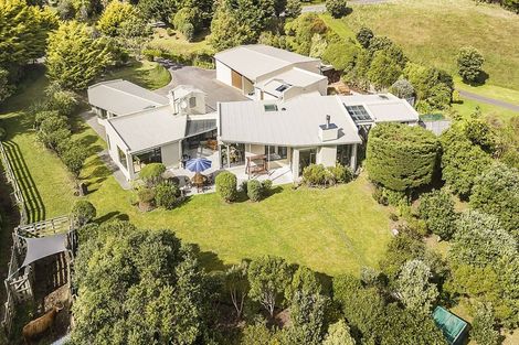 Photo of property in 12 Gladys Scott Place, Tawa, Wellington, 5028