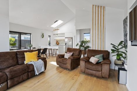 Photo of property in 4 Leyland Lane, Halswell, Christchurch, 8025
