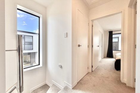 Photo of property in 1/28 Smythe Road, Henderson, Auckland, 0612