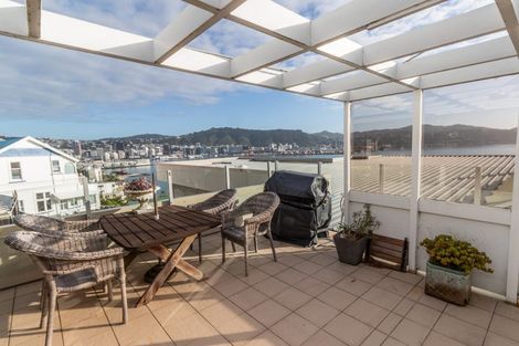 Photo of property in 9/9 Wilkinson Street, Oriental Bay, Wellington, 6011