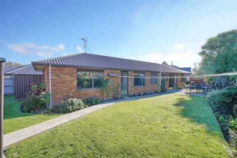 Photo of property in 22 Wanaka Place, Mairehau, Christchurch, 8052