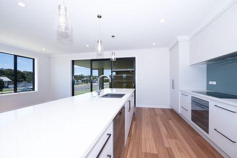 Photo of property in 35 Admiralty Drive, Haruru, 0204