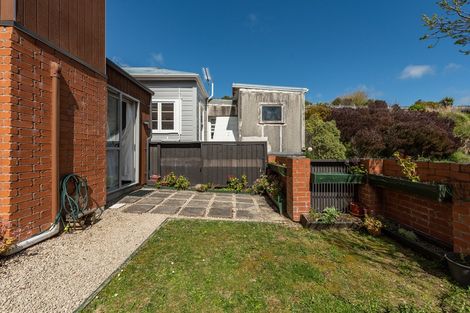 Photo of property in Altar Apartments, 1/120 Rintoul Street, Newtown, Wellington, 6021