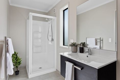 Photo of property in 22 Peihana Road, Hobsonville, Auckland, 0616