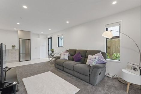 Photo of property in 2/324 Oxford Terrace, Avalon, Lower Hutt, 5011