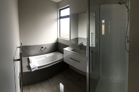 Photo of property in 8 Dunoon Place, Woolston, Christchurch, 8062