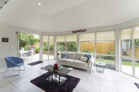 Photo of property in 11 Hoihere Place, Parklands, Christchurch, 8083