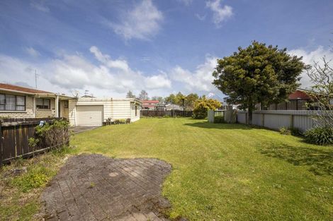 Photo of property in 12 Towai Street, Inglewood, 4330