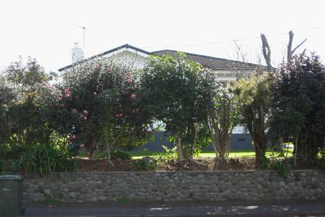 Photo of property in 70 Tukapa Street, Westown, New Plymouth, 4310