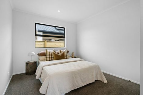 Photo of property in 74 Hugo Shaw Drive, Cambridge, 3434