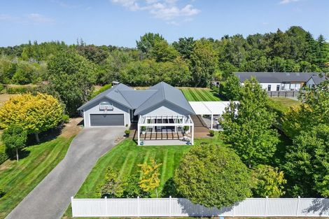 Photo of property in 81c Reading Street, Greytown, 5712