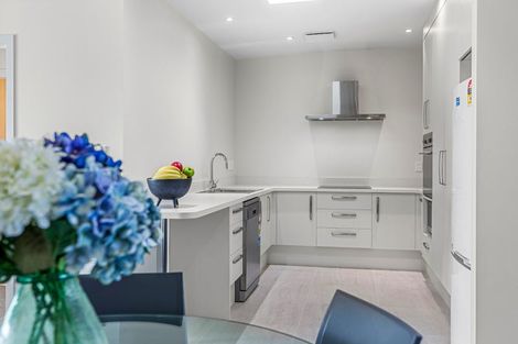 Photo of property in 6 Adams Avenue, Mount Maunganui, 3116