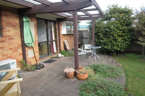 Photo of property in 15 Topaz Place, Bishopdale, Christchurch, 8053