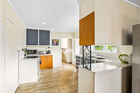 Photo of property in 4 Vivian Street, Burwood, Christchurch, 8083