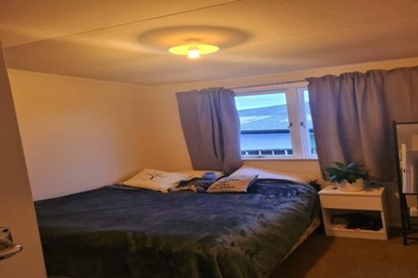 Photo of property in 16 Montgomery Street, Waipukurau, 4200