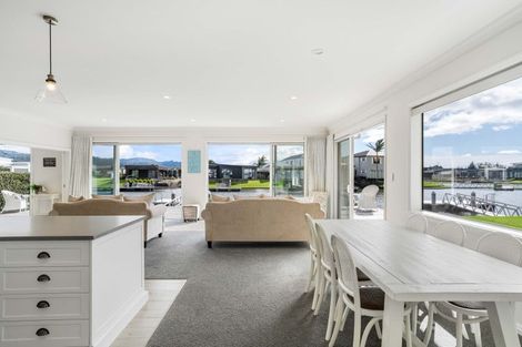 Photo of property in 306 Waterways Parade, Pauanui, Hikuai, 3579