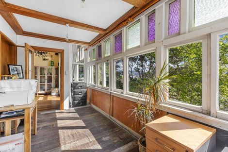 Photo of property in 36 Sutherland Crescent, Melrose, Wellington, 6023