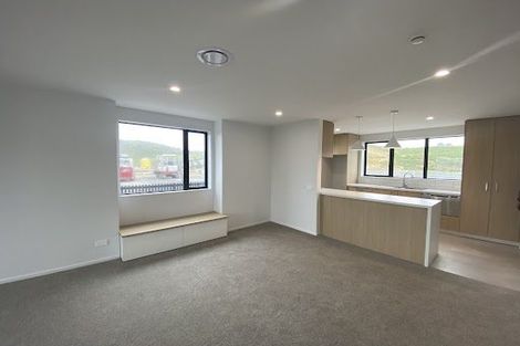 Photo of property in 50 Oakum Road, Whitby, 5024