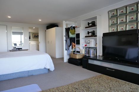 Photo of property in 7 Jeep Road, Raumati South, Paraparaumu, 5032