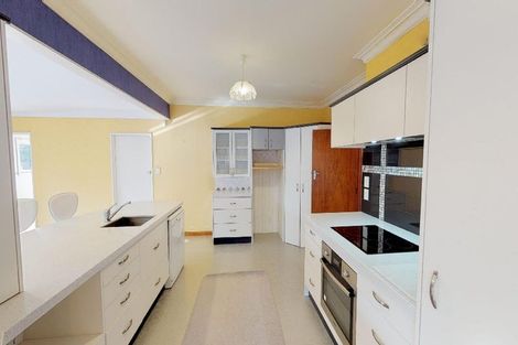 Photo of property in 261 Victoria Avenue, Hokowhitu, Palmerston North, 4410