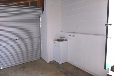 Photo of property in 2/29 Becker Drive, Weymouth, Auckland, 2103