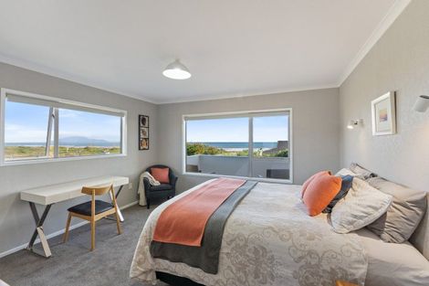 Photo of property in 8 Scott Avenue, Otaki Beach, Otaki, 5512
