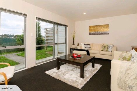 Photo of property in 25/3 Hulme Place, Henderson, Auckland, 0612