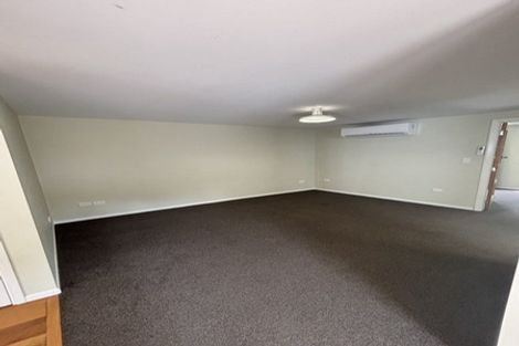 Photo of property in 52 Melrose Road, Island Bay, Wellington, 6023