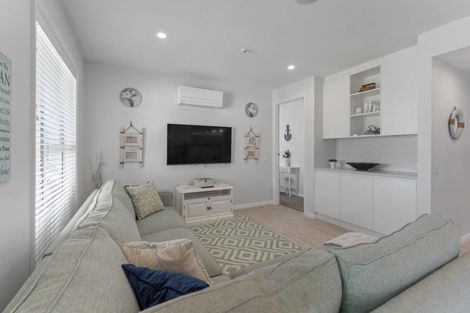 Photo of property in 10 Mariri Place, Waitarere Beach, Levin, 5510