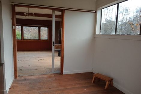 Photo of property in 1161 Clifden Highway, Rowallan, Tuatapere, 9691